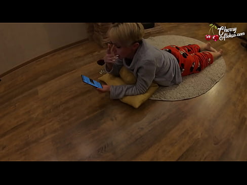 ❤️ Traks Blondīne sūc milzīgu locekli sūc un lēkā uz tā - anālais sekss ️❌ Kaltais porno pie mums lv.tuberxxx.ru ❌️❤